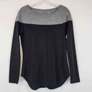 Athleta Womens Top Size XS Heather Gray Black Long Sleeve Casual Activewear